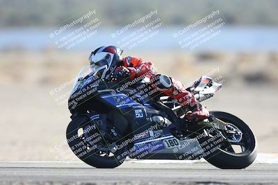 media/Dec-07-2025-CVMA (Sun) [[3e7d2de5dc]]/Race 12- Formula 40 MW and LW/